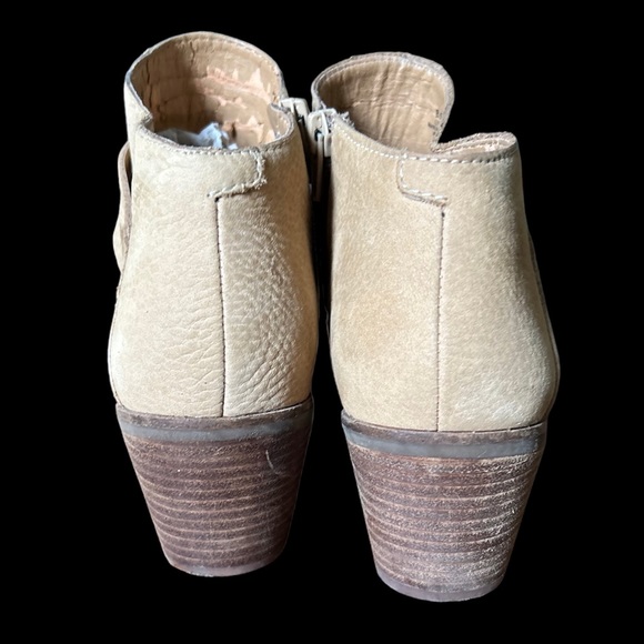 Lucky Brand tan sliced leather zavrina bootie size 8.5 - Picture 4 of 8